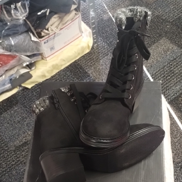 SM New York Shoes - Women's Black Ankle Boots